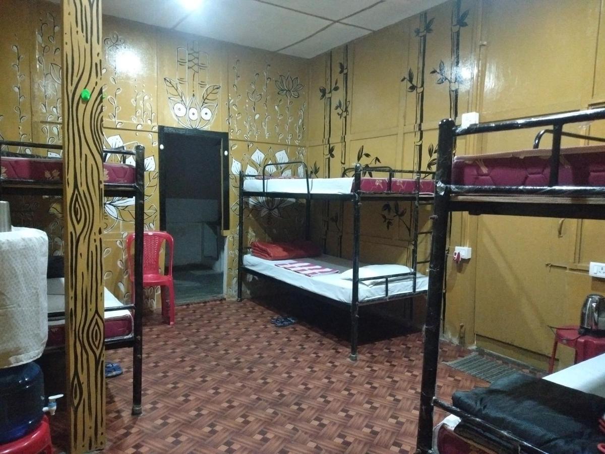 Хостел Backpackers'Haven Гувахати Экстерьер фото
