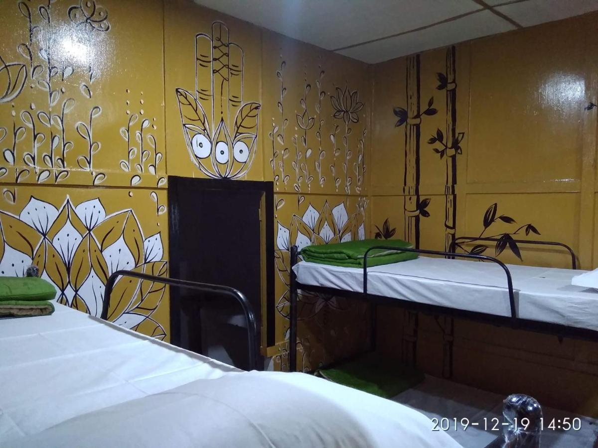 Хостел Backpackers'Haven Гувахати Экстерьер фото
