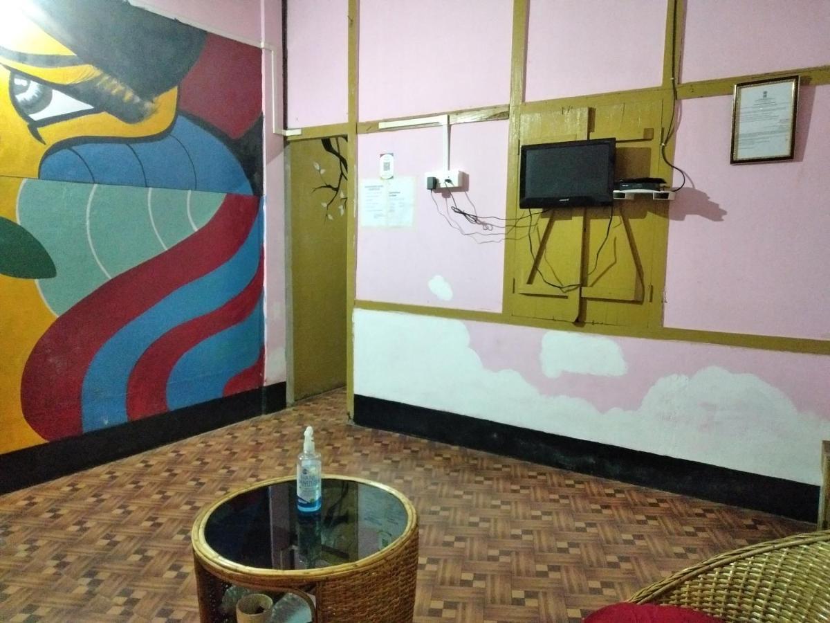 Хостел Backpackers'Haven Гувахати Экстерьер фото